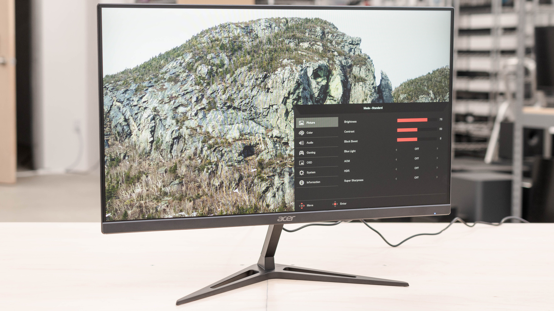 how to adjust screen brightness on acer monitor