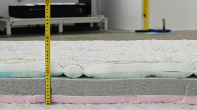 Helix Midnight Luxe 2025 Foam Layer Thickness Picture