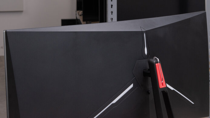 Nixeus EDG 34 Build Quality Picture