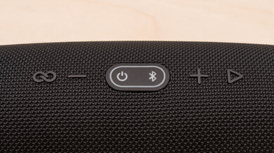 JBL Charge 5 Controls Photo