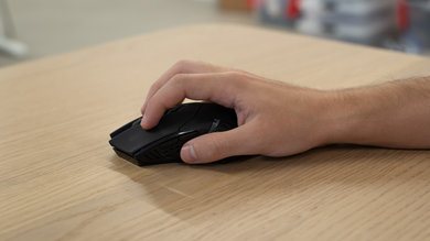 VicTsing Wireless Gaming Mouse Claw Grip Picture