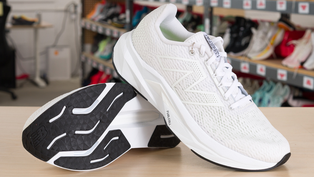 New Balance FuelCell Propel v5 Review - RTINGS.com