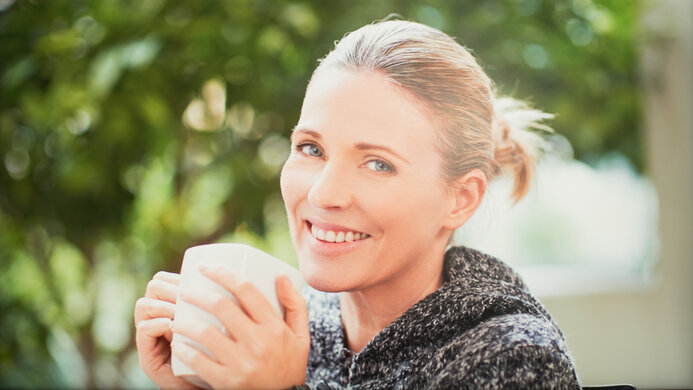 Samsung Smart Monitor M80B S32BM80 Average Room