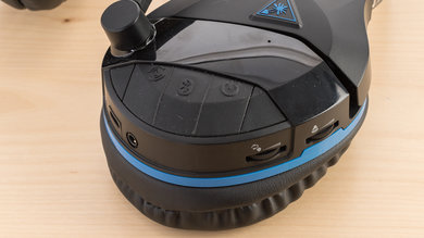 Turtle Beach Stealth 700 Wireless Controls Picture