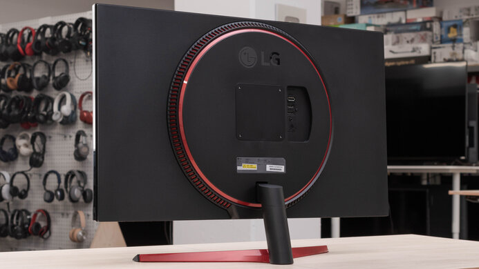 LG 32GN50T-B Back Picture