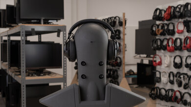 JBL CLUB 950NC Wireless Rear Picture