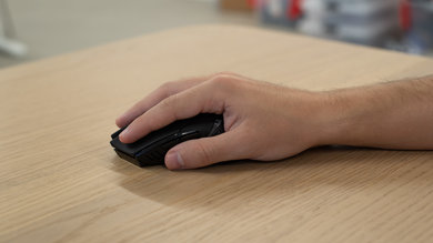 VicTsing Wireless Gaming Mouse Palm Grip Picture