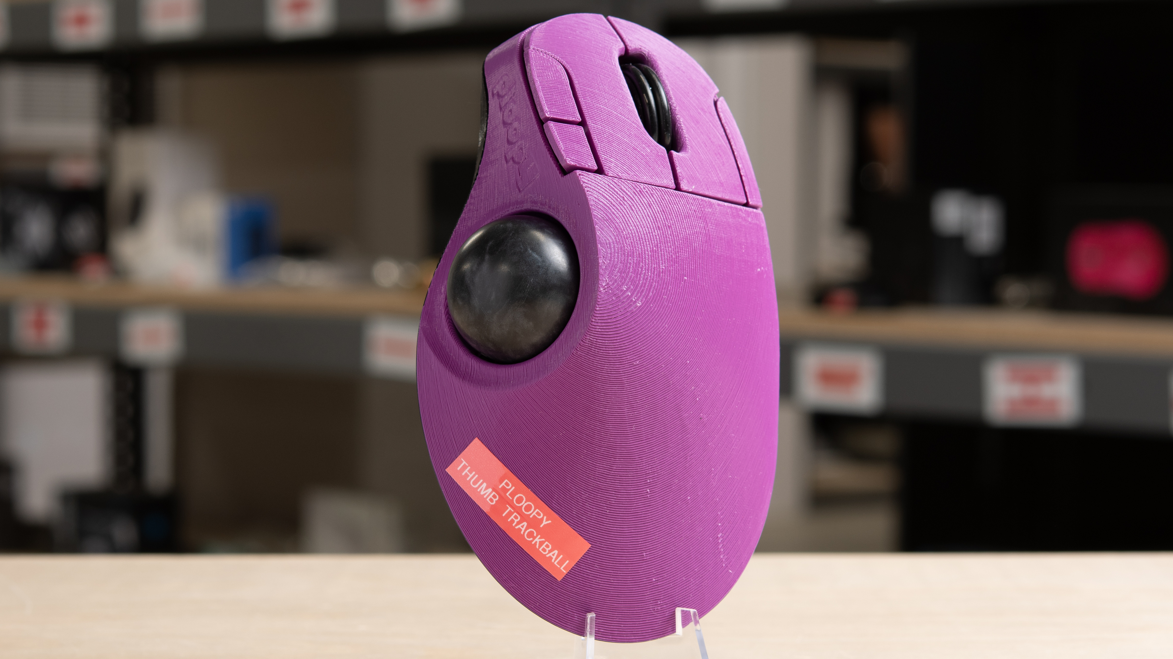 Ploopy Thumb vs Adept Trackball: Which Mouse Is Better? - RTINGS.com