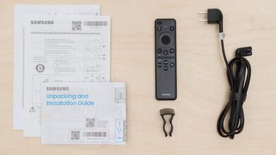 Samsung CU8000 In The Box Picture