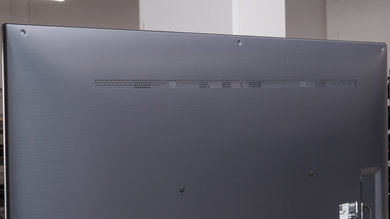 LG SM9970 8k Build quality picture