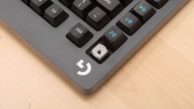 Logitech G613 LIGHTSPEED Build Quality Close Up