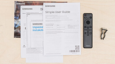 Samsung DU8000 In The Box Picture