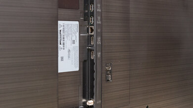 Samsung CU8000 Side Inputs Picture