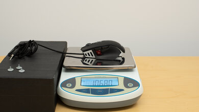 Corsair M65 RGB Elite Minimum Weight Picture