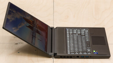 MSI WS76 (2021) Hinge Photo