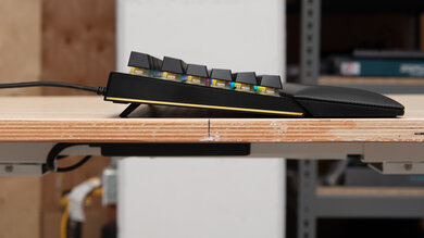 Razer BlackWidow V4 Side Picture