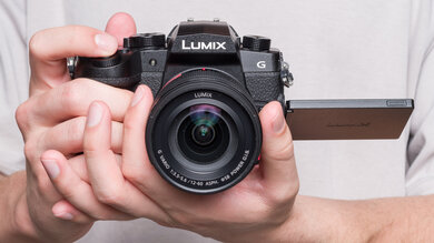 Panasonic LUMIX G97 Hand Grip Picture