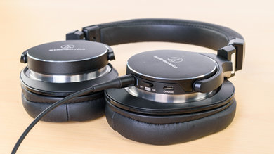 Audio-Technica ATH-MSR7NC Controls Picture