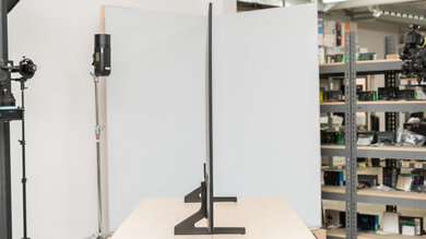 Samsung Q60D [Q60, Q60DD] QLED Thickness Picture