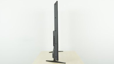 LG UH5500 Thickness Picture