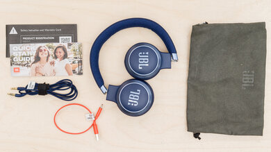 JBL Live 670NC In The Box Picture