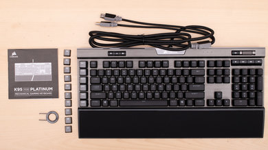 Corsair K95 PLATINUM Bundle Picture