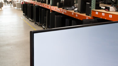 TCL QM5K Borders Picture