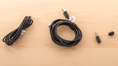 Creative SXFI Air Wireless Cable Picture