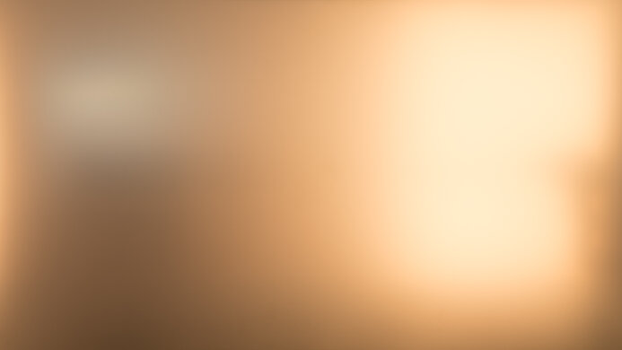 Dell Alienware AW3225DM Bright Room Off Picture