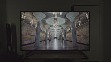 Hisense CanvasTV QLED 2024 HDR Hallway Photo