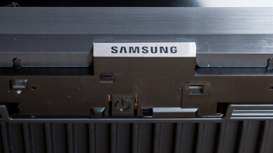 Samsung U8000F Controls Picture