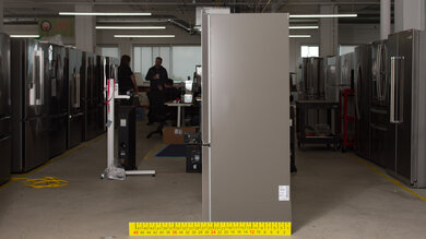 LG LF25Z6211S Side Photo