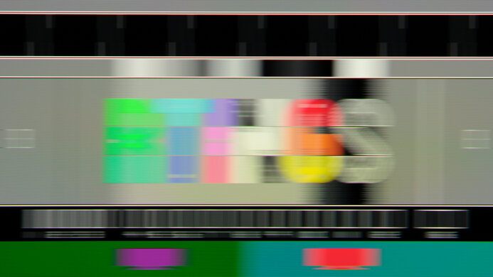 Dell Alienware AW2725Q Pursuit Photo 60Hz