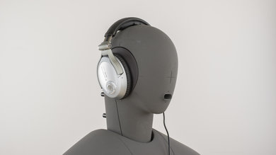 Sennheiser PXC 450 Angled Picture