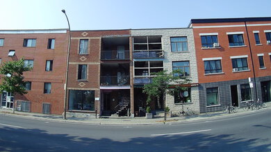 AKASO Brave 4 Sample Gallery - Studio