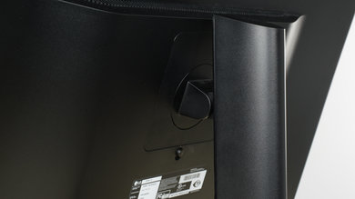 LG 32UD59-B Ergonomics picture