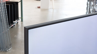 LG UQ9000 Borders Picture