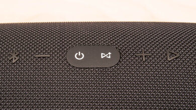 JBL Xtreme 2 Controls Photo