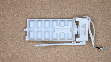 LG STUDIO SRFB27W3 Ice Maker Lower Photo