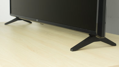 LG LJ5500 Stand Picture