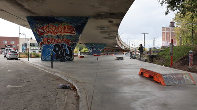 Canon EOS Rebel SL3/250D Sample Gallery - Skate Park 