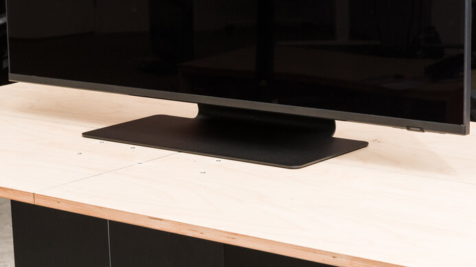 Samsung 43 QN90B QLED Stand Picture