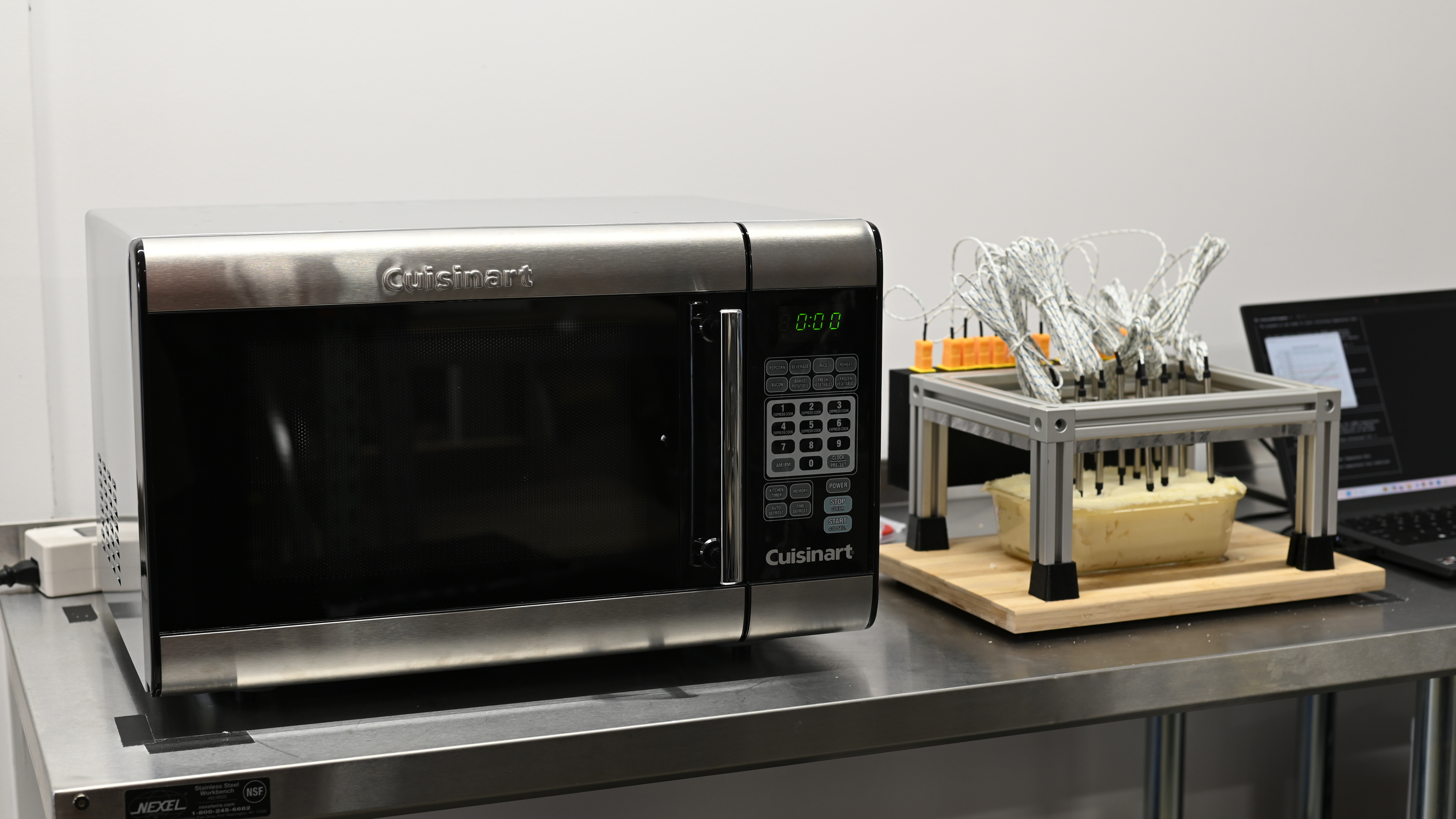 Cuisinart 電子レンジCMW-100 ステンレスボディ米国仕様1000W Cuisinart 電子レンジCMW-100 ステンレスボディ米国仕様1000W