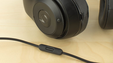 Beats Studio Wireless Controls Picture