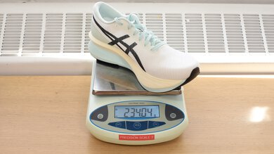 ASICS S4+ YOGIRI Left Shoe Weight Photo