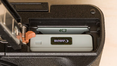 Canon PowerShot G5 X Mark II Card Slot Picture