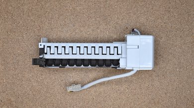 Hisense HRM260N6TSE Ice Maker Upper Photo