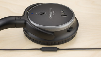 Creative HN-900 Controls Picture