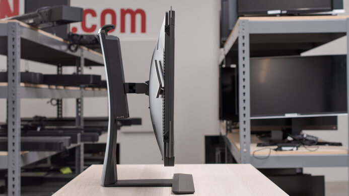 ViewSonic Elite XG270 Thickness Picture