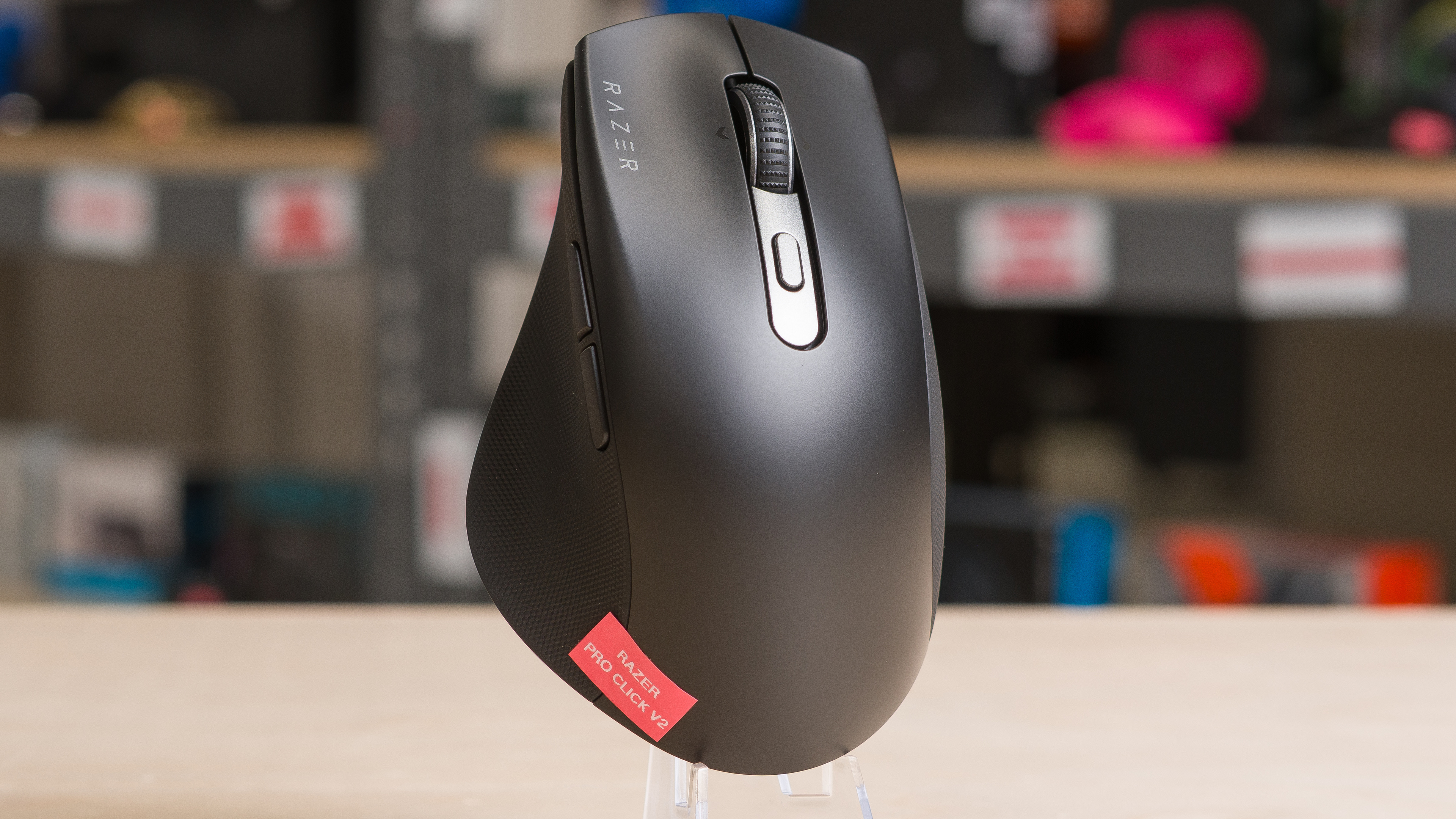マウス・トラックボール Razer PRO CLICK V2 Razer Pro Click V2 - Wireless Ergonomic Mouse | Razer United